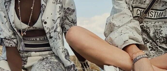 人一定要进入一个上升磁场的行业里 - 2025-10-21号随笔